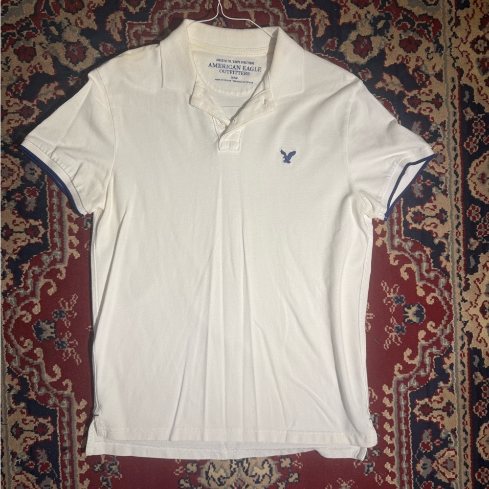 American Eagle Outfitters Men's Cream Polo Shirt with Blue Accents